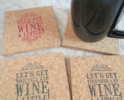 Wine  A little design Coaster Set in color (4pc)